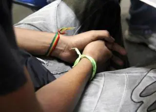 Polícia apreende adolescente que ameaçava ataque a escola em Cabo Frio