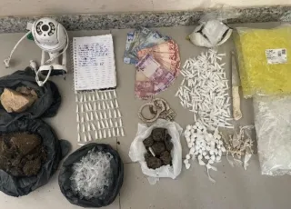 Polícia apreende grande quantidade de drogas e animais silvestres em Eunápolis