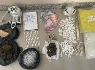 Polícia apreende grande quantidade de drogas e animais silvestres em Eunápolis