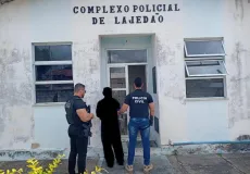 Polícia Civil de Lajedão prende homem que descumpriu Medida Protetiva e ameaçou ex-companheira e atual parceiro