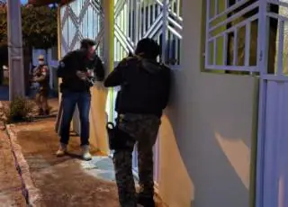 Polícia Civil deflagra mega operação contra grupos criminosos no interior da Bahia