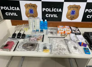 Polícia Civil desarticula mais um imóvel usado pelo tráfico e apreende drogas, munições e dinheiro em Eunápolis