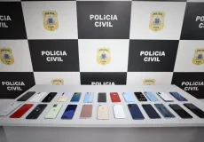 Polícia Civil devolve aos proprietários 23 celulares roubados em ônibus na capital