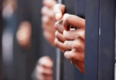 Polícia Civil prende pai e filho acusados de homicídio em Medeiros Neto