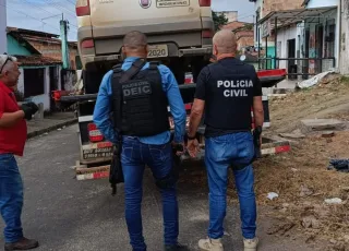 Polícia Civil Recupera Veículo Roubado em Arraial d'Ajuda em Operação Conjunta