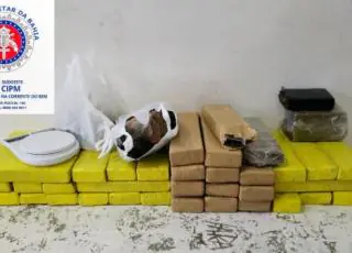 Polícia encontra 43 tabletes escondidos em construção