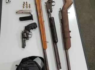 Três suspeitos de matar pai e filho em assentamento de Itamaraju são presos