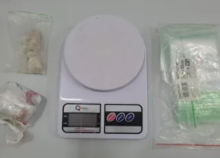 Polícia Militar apreende drogas em duas ocorrências em Teixeira de Freitas