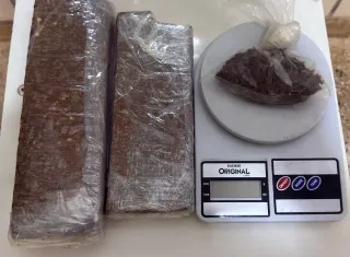 Polícia Militar apreende mais de quilo de maconha em Teixeira de Freitas