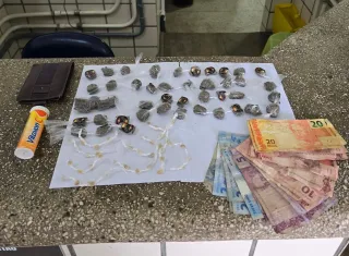 Polícia Militar apreende menor com drogas em Teixeira de Freitas
