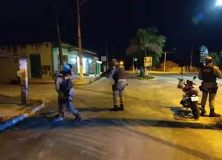 Policia Militar caça bandidos que praticaram assaltos na Rodovia
