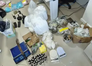 Polícia Militar desmonta laboratório de drogas e apreende quase 50 kg de cocaína na Bahia