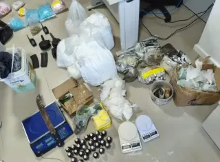 Polícia Militar desmonta laboratório de drogas e apreende quase 50 kg de cocaína na Bahia