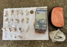 Polícia Militar prende casal por tráfico de drogas, resistência e desacato em Teixeira de Freitas