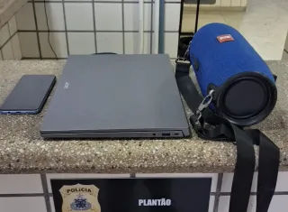 Polícia Militar prende homem por furto a residência e recupera bens da vítima em Teixeira de Freitas