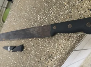 Polícia Militar prende suspeito após atacar homem com facão em Teixeira de Freitas