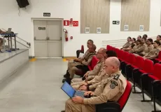 Polícia Militar realiza parada para alinhar segurança das eleições em Teixeira de Freitas