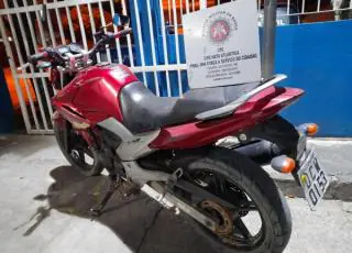 Polícia recupera moto roubada no interior de Mucuri