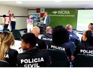 Policiais Civis da 23ª COORPIN-Eunápolis participam de curso de mediação de conflitos agrários e urbanos em Salvador