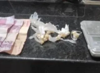 Policiais da 7ª CIPM apreende menor com drogas em Eunápolis