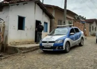 Policiais da 8ª Coorpin de Teixeira realiza operação de combate ao tráfico em Vereda