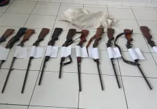 Policiais da CIPPA/PS apreendem 11 armas de fogo na zona rural de Porto Seguro.