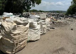 Policiais da CIPPA/PS desarticulam aterro sanitário ilegal Santa Cruz Cabrália