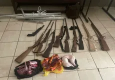 Policiais Militares da CIPPA/PS localizaram base de caçadores ilegais no município de Uruçuca e apreendem mais de 10 kg de caça ilegal e 10 armas de fogo