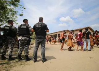 Policial militar suspeito de  participar de mortes de indígenas se entrega à Polícia em Teixeira de Freitas