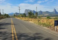 População celebra os 100 km de asfalto na rodovia BA-284 entre Itamaraju e Jucuruçu