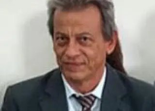 Por 12 votos a 01 vereadores de Mucuri aprovam abertura de CPI contra o prefeito Carlos Simões