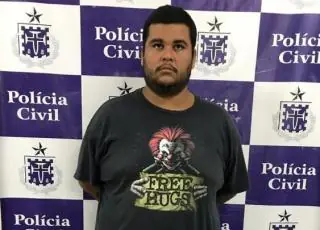 PORTO SEGURO: Polícia Civil prende homem com 9 revólveres