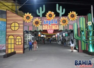 Praça cheia, shows incríveis e muito forró: Arraiá do Biratinga começa com tudo em Ibirapuã