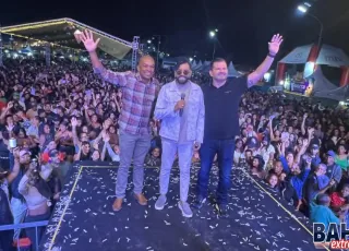 Praça lotada e shows de Silvano Salles e Ciel Rodrigues marcam abertura do São João de Prado