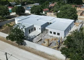 Prado - Construção da creche do Povoado de São Francisco entra na fase final