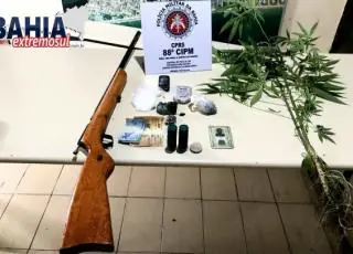 Prado - Homem é preso por porte ilegal de arma de fogo, paga fiança e responderá em liberdade