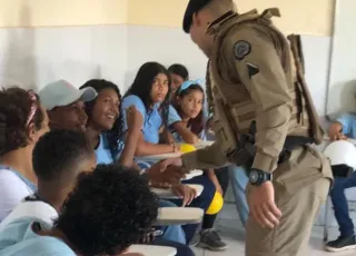 Prado: Secretaria de Educação em parceria com a Polícia Militar realizam ações de segurança nas escolas públicas do município