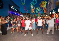 Pré-Carnaval Abre Alas em grande estilo em Teixeira de Freitas e reúne multidão na Rua da Pituba