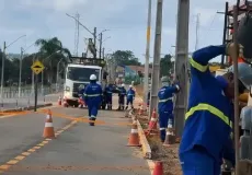 Prefeita Carla Chácara comemora inicio da obra de iluminação na ciclovia de Ibirapuã