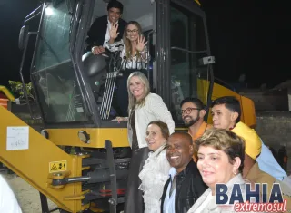 Prefeita Carla Chácara reúne autoridades e confirma obras para Ibirapuã