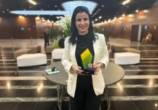 Prefeita Luciana Machado de Nova Viçosa, BA, recebe prêmio de Gestão por Resultado em Brasília
