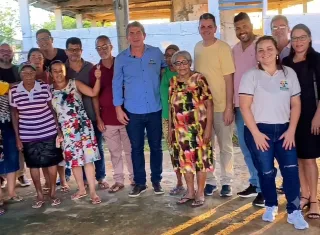 Prefeito Bemtivi anuncia nova reforma da tradicional lavanderia comunitária do bairro Monte Santo em Itanhém
