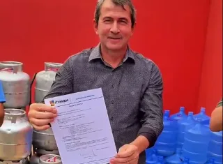 Prefeito Bemtivi assina ordem de serviço para pavimentação de sete ruas no bairro Adalberto Correia