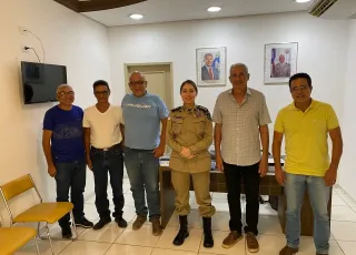 Prefeito Beto Pinto e comandante da PM dialogam sobre fortalecimento da segurança nas escolas de Medeiros Neto