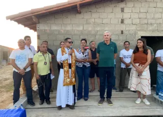 Prefeito Beto Pinto e outras autoridades lançam Pedra Fundamental para o novo bairro de Medeiros Neto