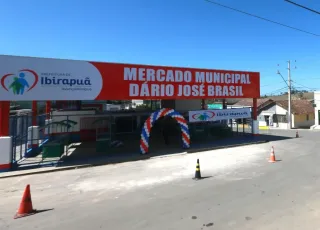 Prefeito Calixto recebe governador do estado e inaugura mercado municipal, em Ibirapuã