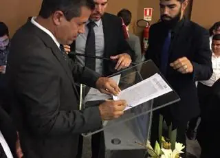 Prefeito de Alcobaça foi eleito no Conselho Fiscal da UPB