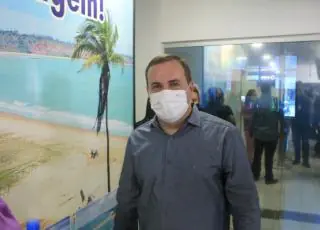 Prefeito de Lajedão declara apoio ao PT e aproveita para reivindicar obras para seu município