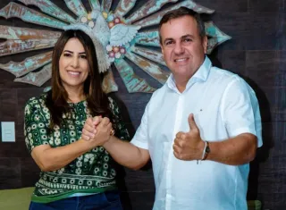 Prefeito de Lajedão oficializa apoio à pré-candidatura de Cláudia Oliveira