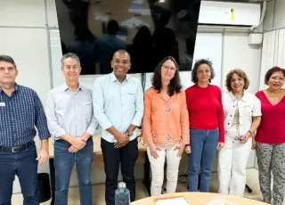Prefeito de Prado avança em tratativas para retomada da obra de asfalto da estrada até Cumuruxatiba
